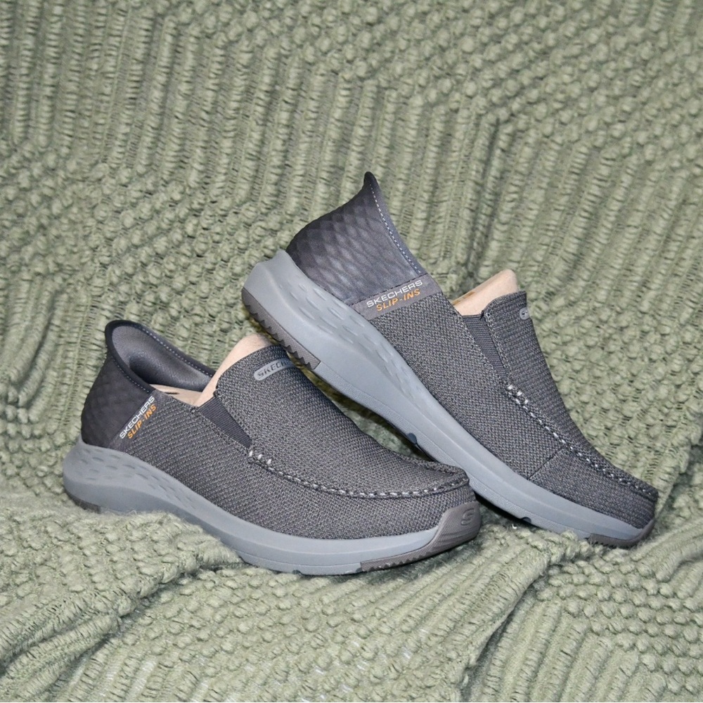 Size 10 Extra Wide Skechers Men's Gray Slip-On Loafers